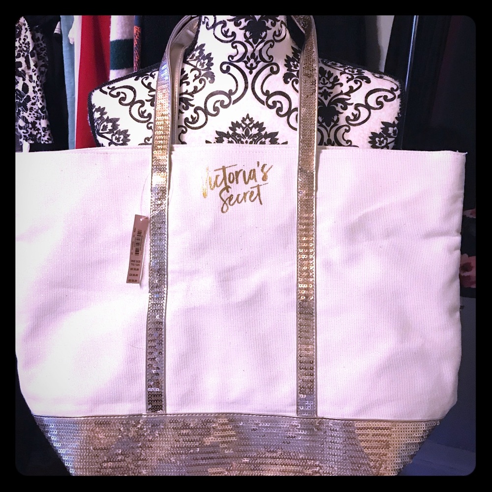BNWT Victoria Secret Bag